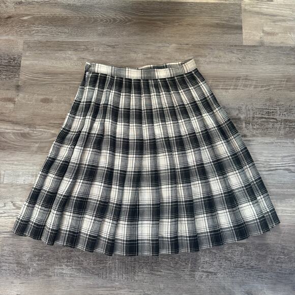 Vintage Dresses & Skirts - Vintage 90s Talbots Plaid Pleated Skirt Black White Made USA Preppy Academia 8